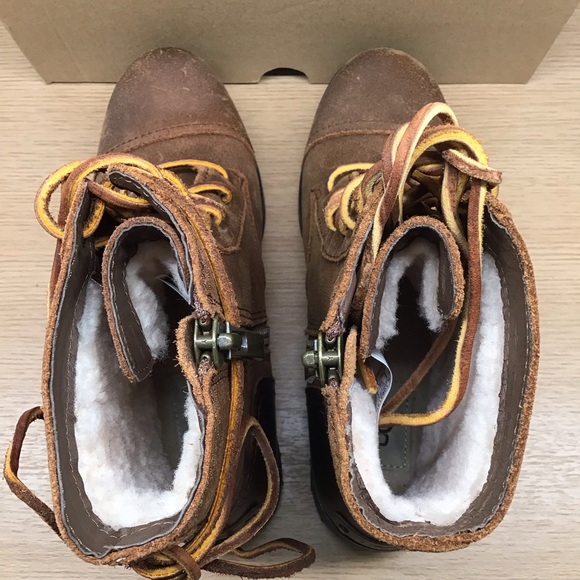 NWT UGG Kilmer ll Water resistant Combat Boot - Picture 7 of 11